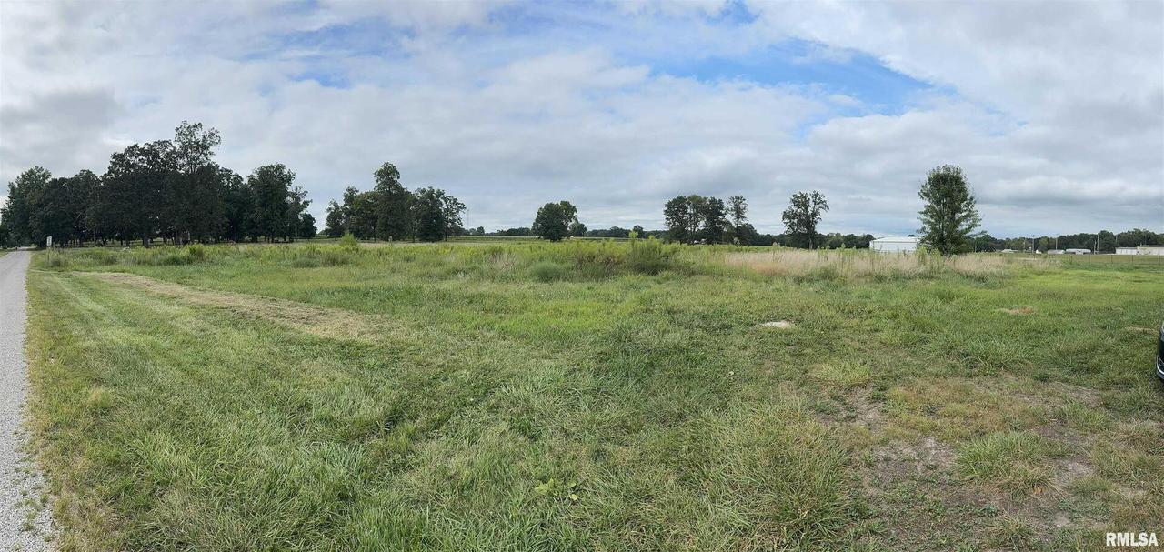 00 Mccarty Rd., Kinmundy, IL 62854