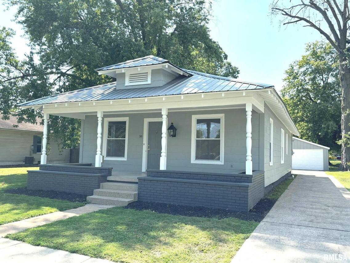 311 S Castle St., Salem, IL 62881