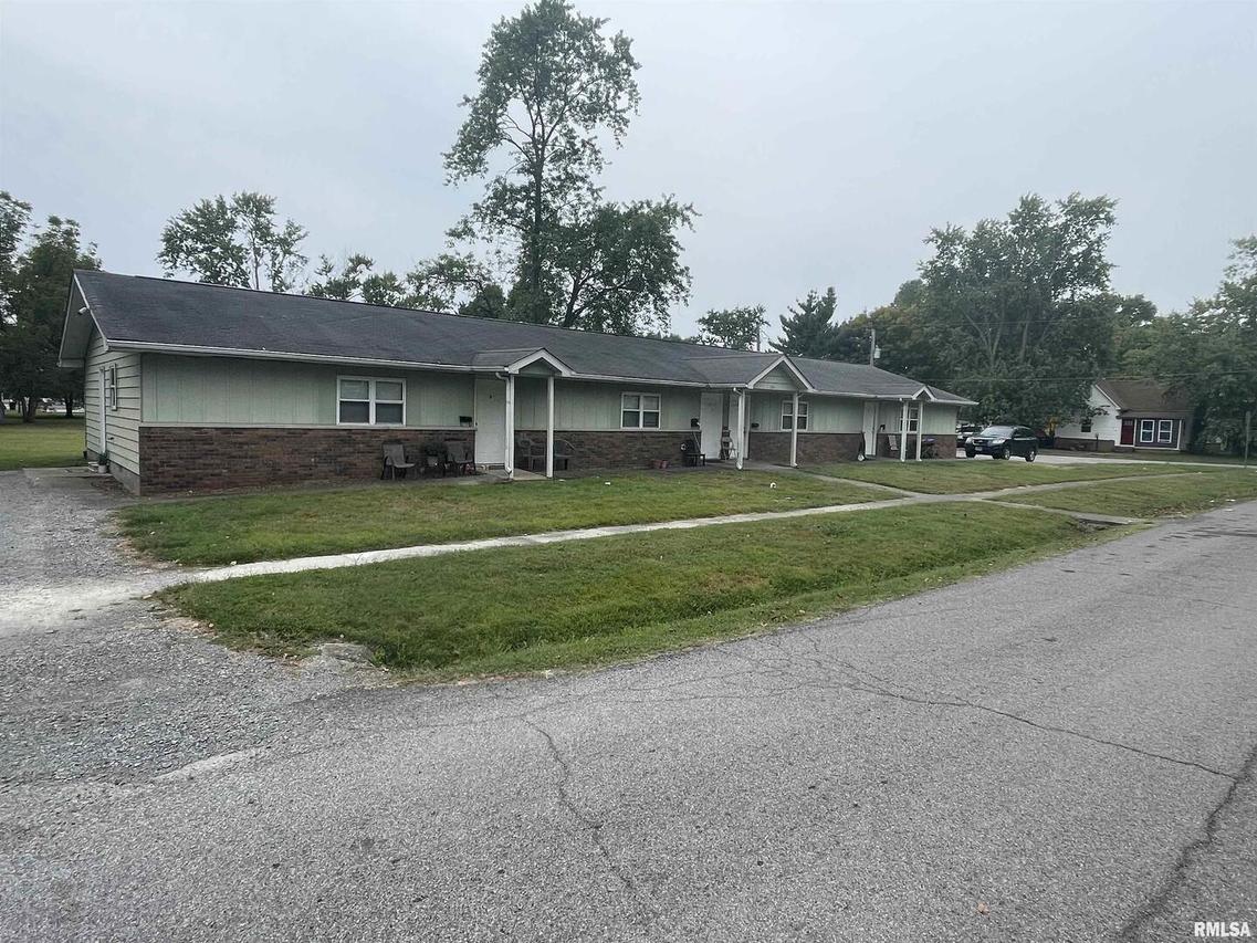501 E Reeves St., Marion, IL 62959