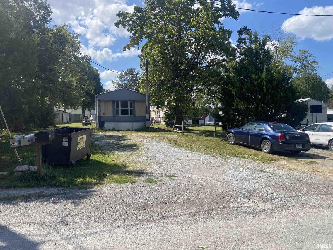 15001 Peach Tree, Carterville, IL 62918