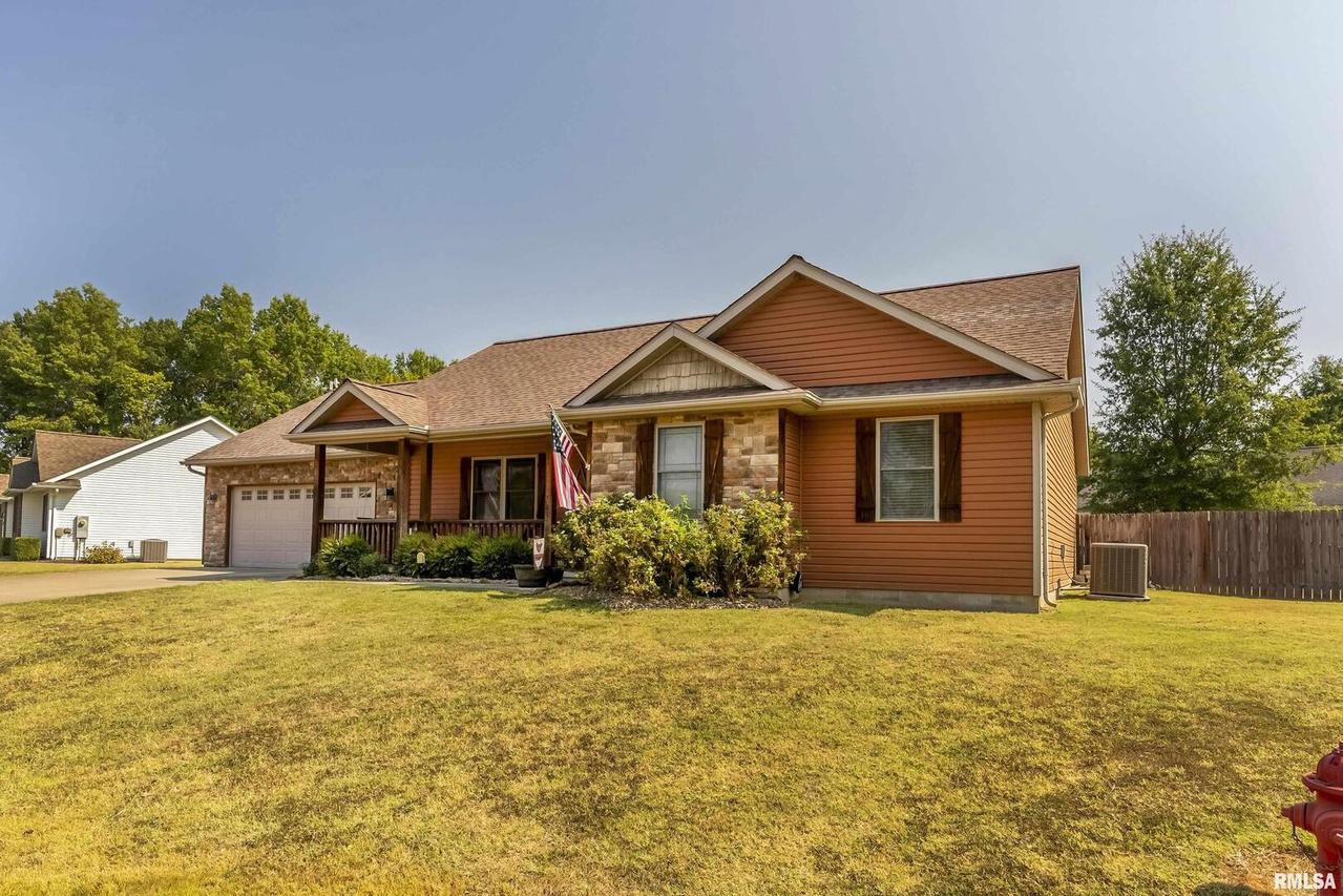 1105 Line Dr., Carterville, IL 62918