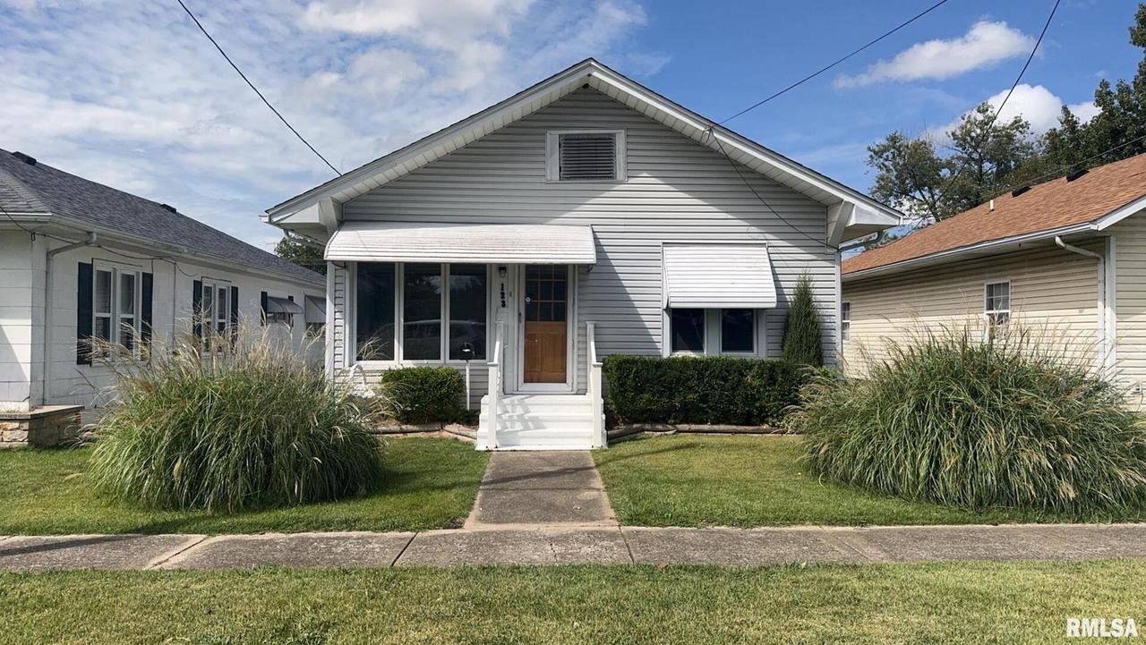 123 S State St., Christopher, IL 62822