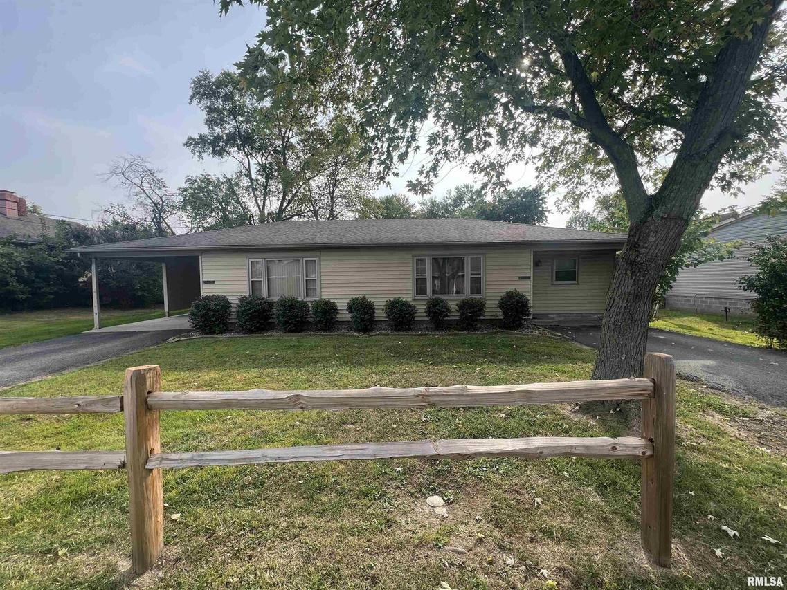 1505 N Glendale St., Marion, IL 62959