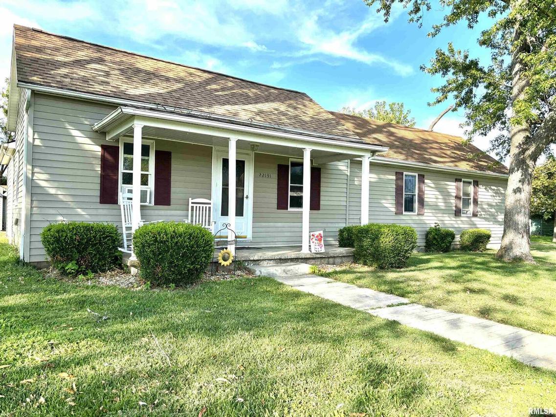 22131 Wetsell St., Nashville, IL 62263