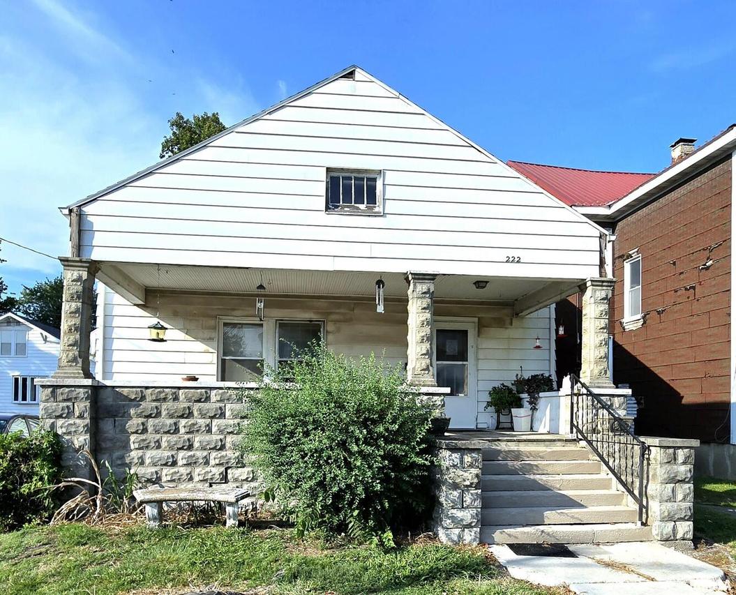 222 W Noleman St., Centralia, IL 62801
