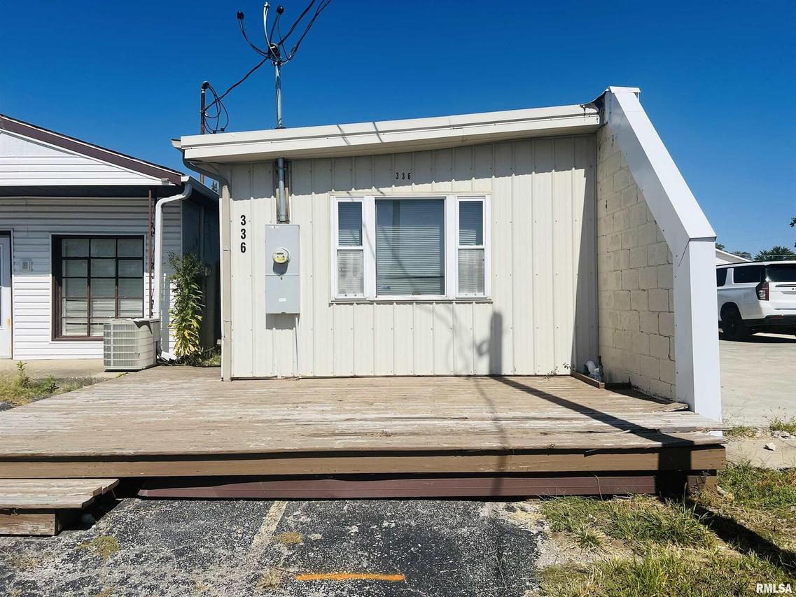 336 E Raymond St., Harrisburg, IL 62946