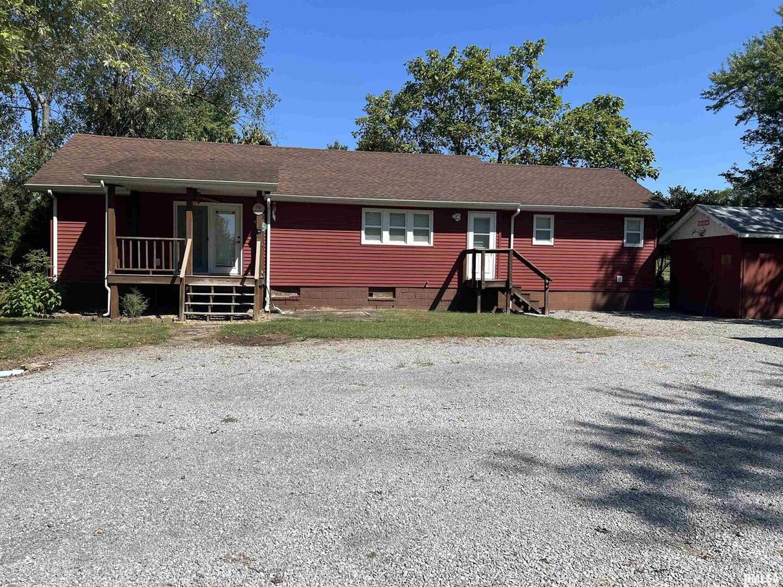 885 Liberty Rd., Harrisburg, IL