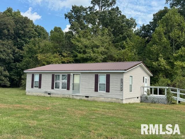 17842 Route 37 Hwy., Johnston City, IL 62951