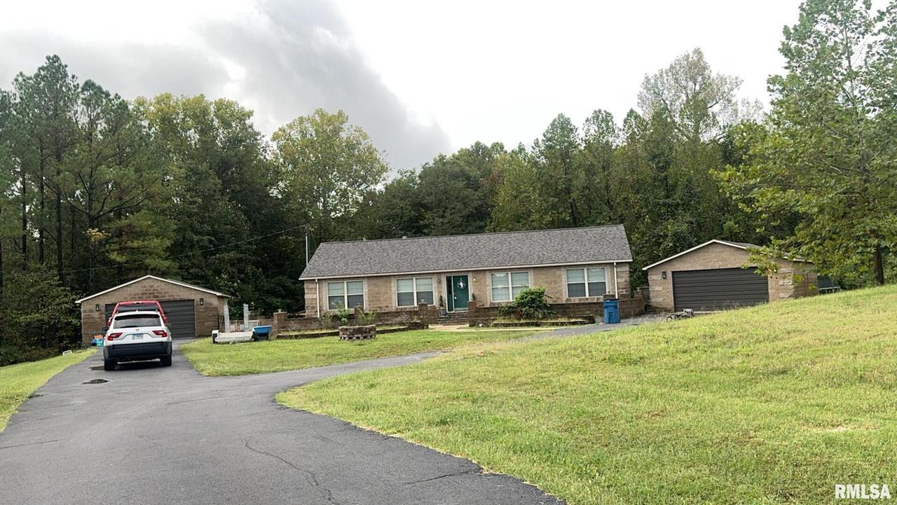 22145 Old Delta Mine Rd., Marion, IL 62959