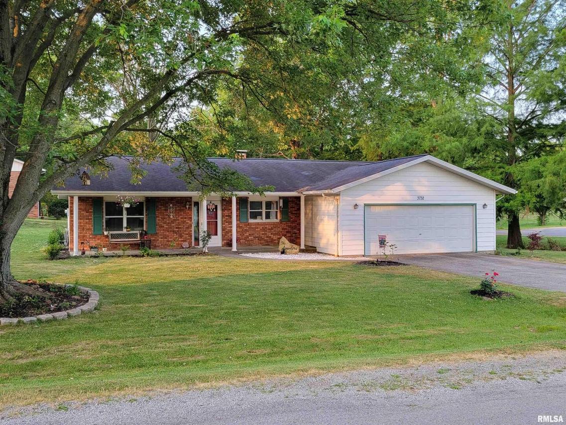 3732 Oxbow Rd., Pinckneyville, IL 62274