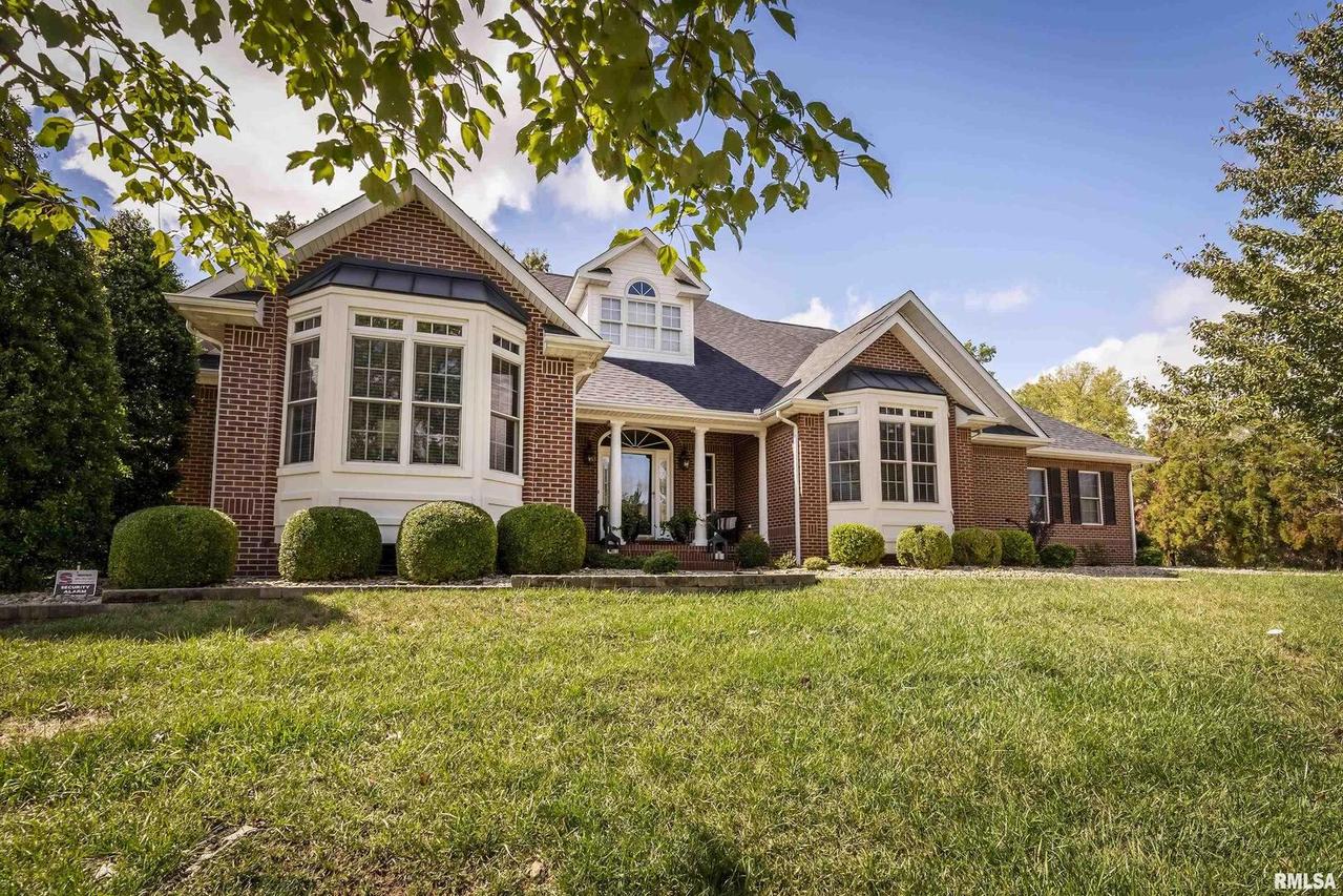 1506 Chart Hills Dr., Marion, IL 62959