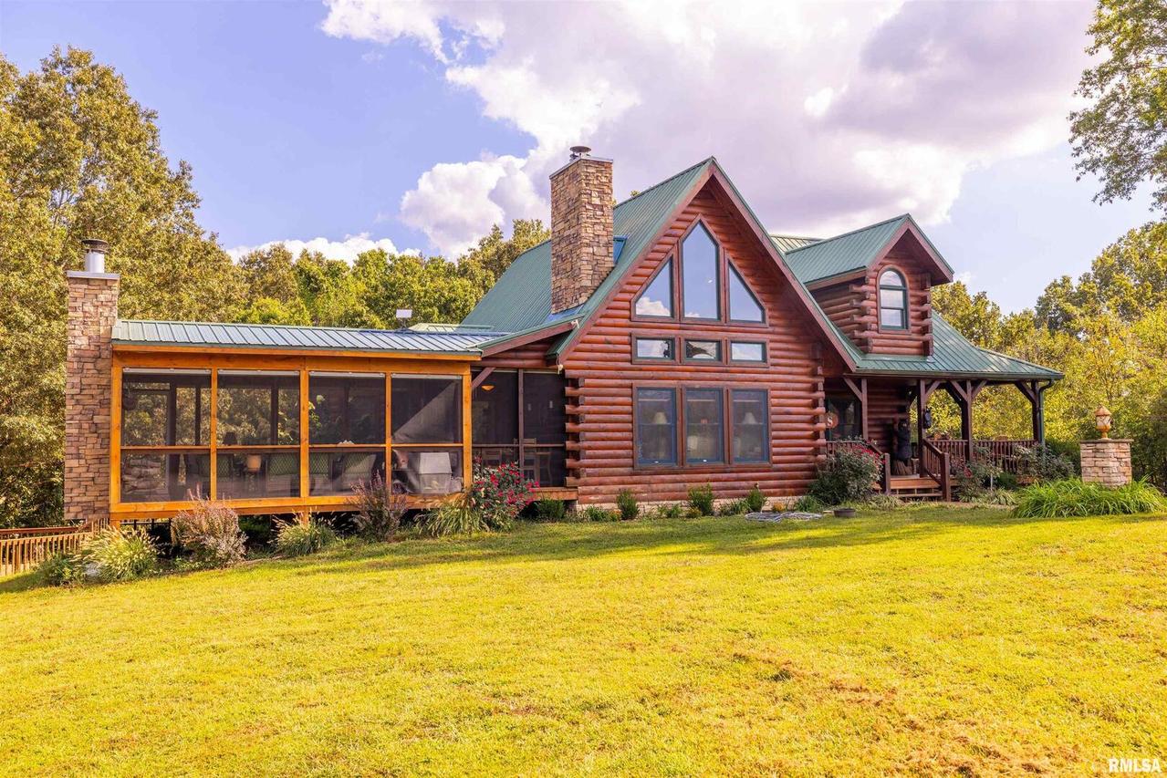 45 Poco Rd., Brookport, IL 62910