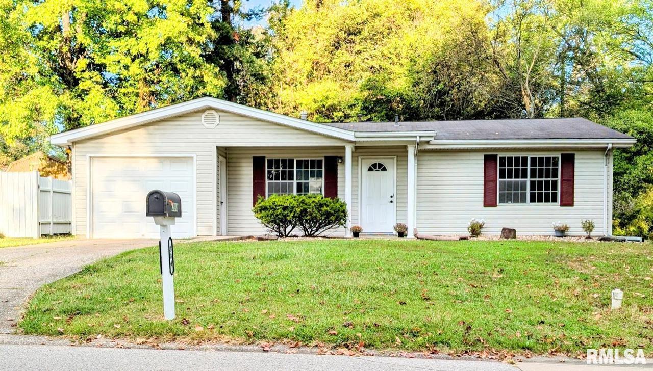 304 S Emerald Ln., Carbondale, IL 62901