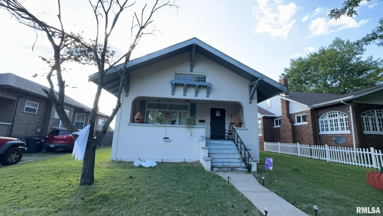 605 S 14th St., Herrin, IL 62948