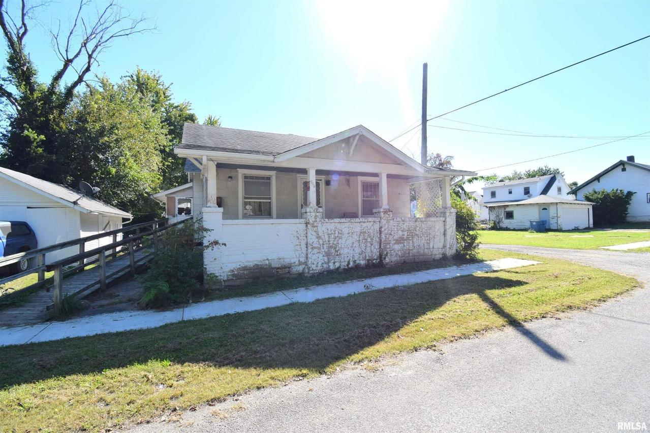 1809 Cherry St., Mt Vernon, IL 62864