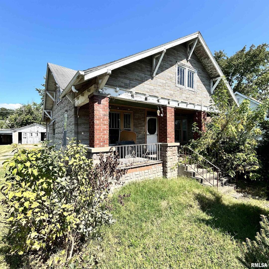 506 W 5th St., Johnston City, IL 62951