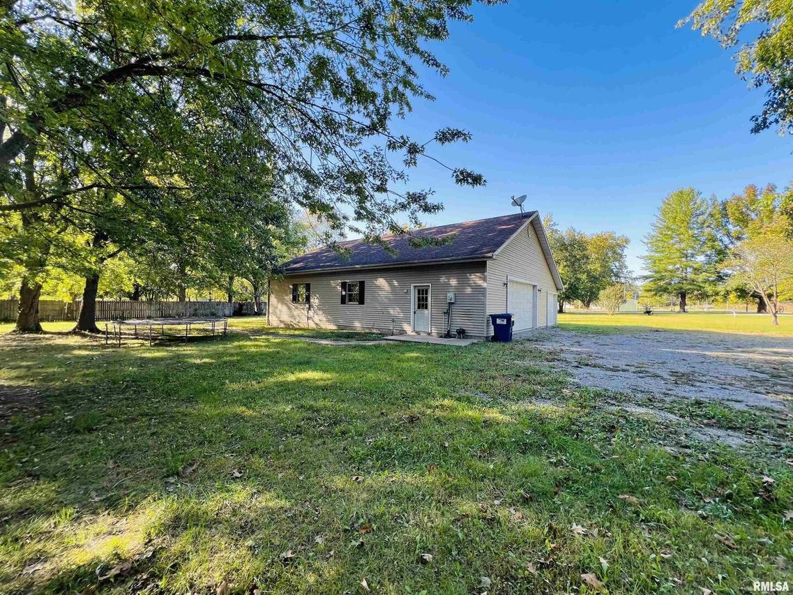 100 Mundy St., Eldorado, IL 62930