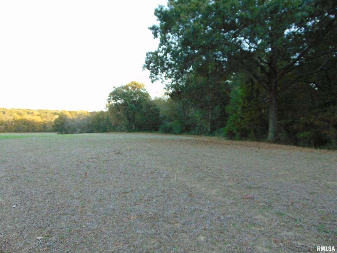 3048 Marlboro Rd., Ava, IL 62907