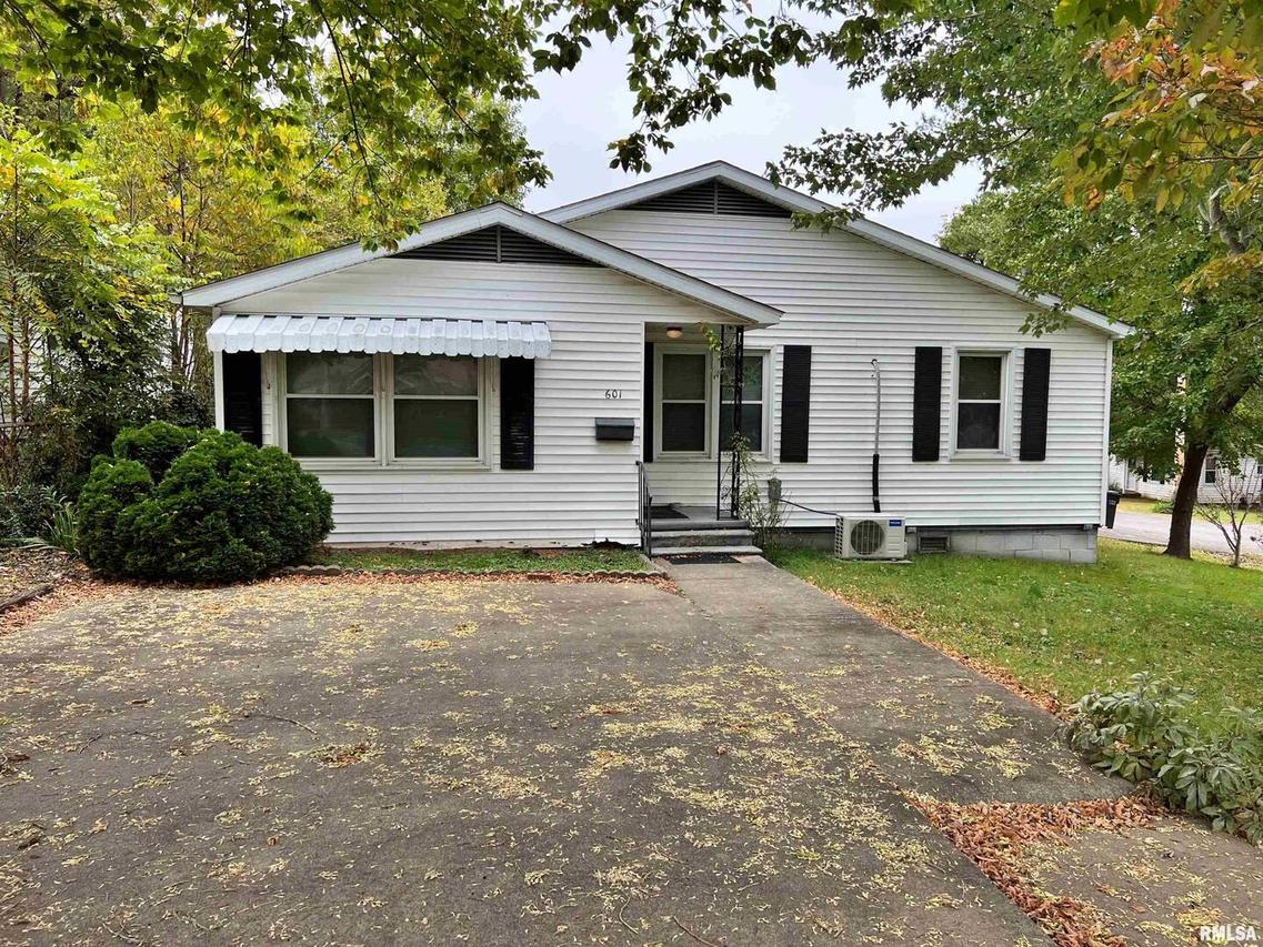 601 W 18th St., Metropolis, IL 62960