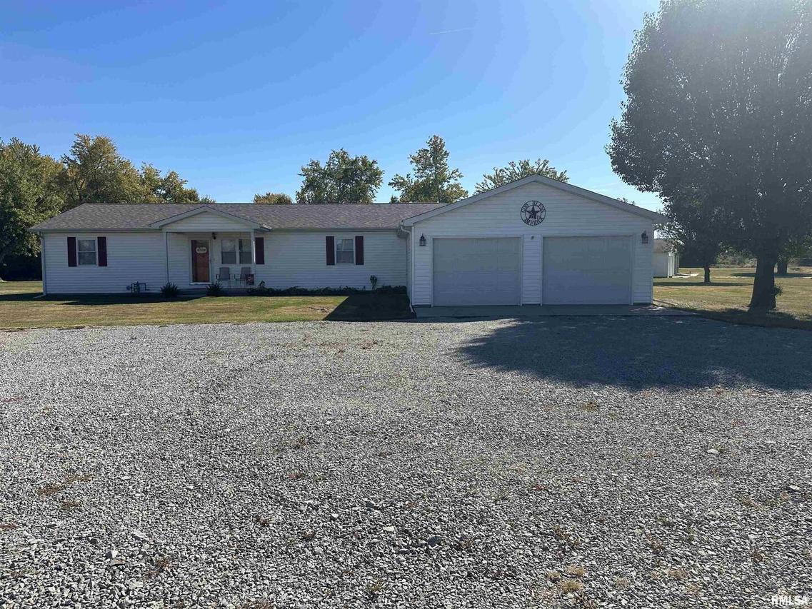 3680 Sap Rd., Pinckneyville, IL 62274