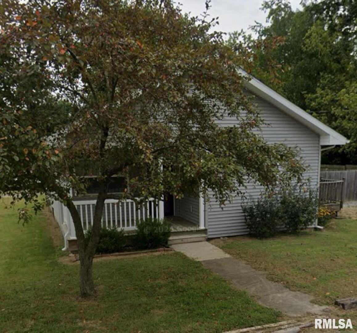 1100 Pruit St., Benton, IL 62812