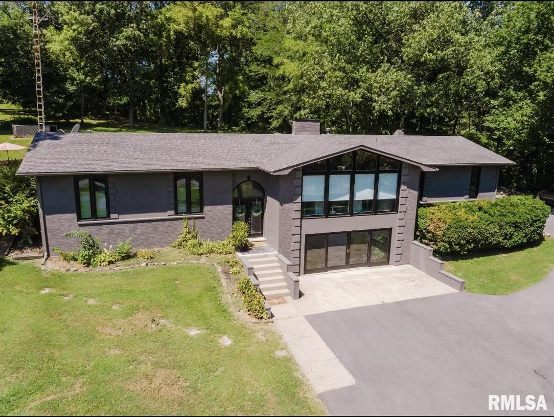 605 N Horrell Ave., West Frankfort, IL 62896