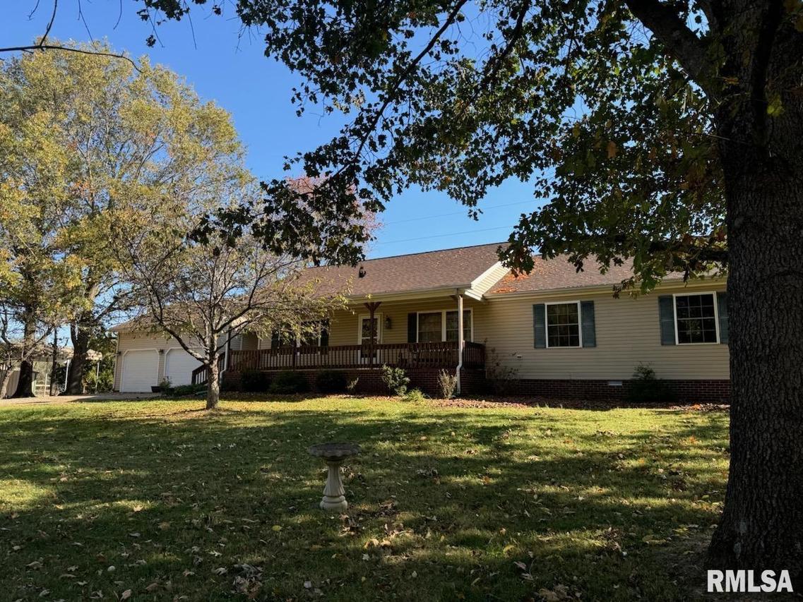 404 Lighthouse Rd., Harrisburg, IL 62946