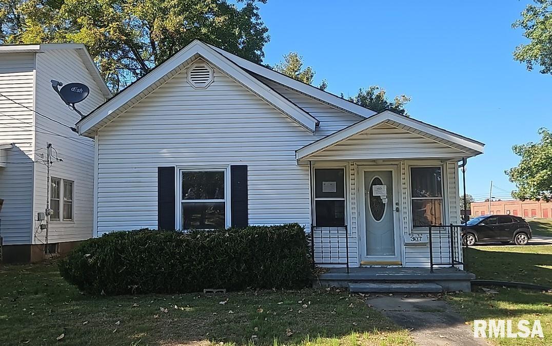307 Morgan St., Anna, IL 62906