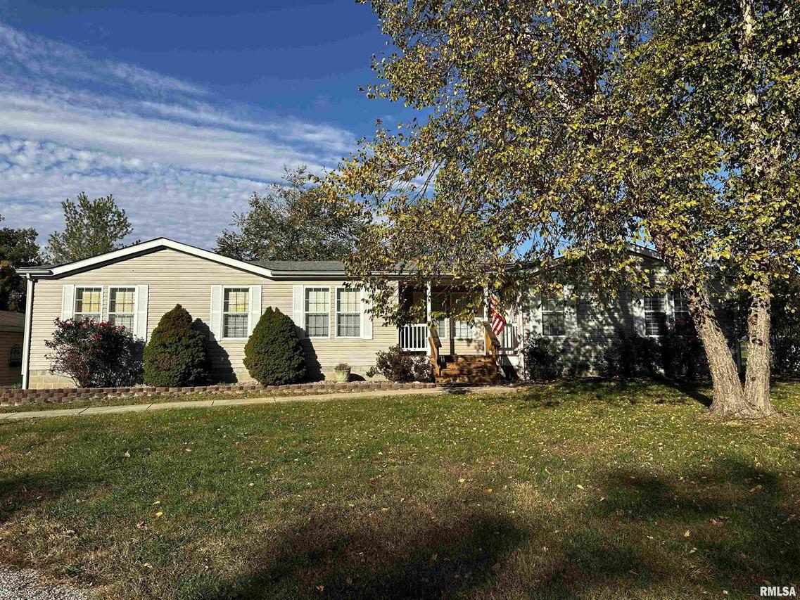 13411 Hamilton Pike Rd., Whittington, IL 62897