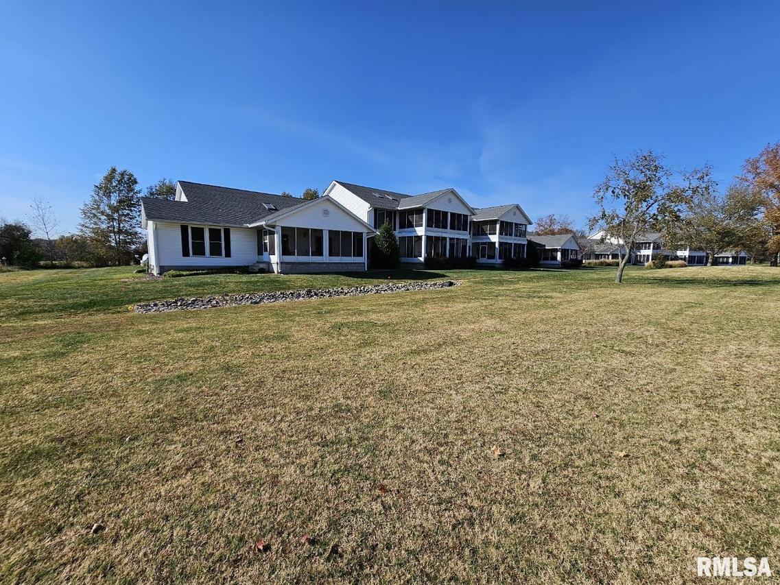 1002 Mulligan Dr., Mt Vernon, IL 62864