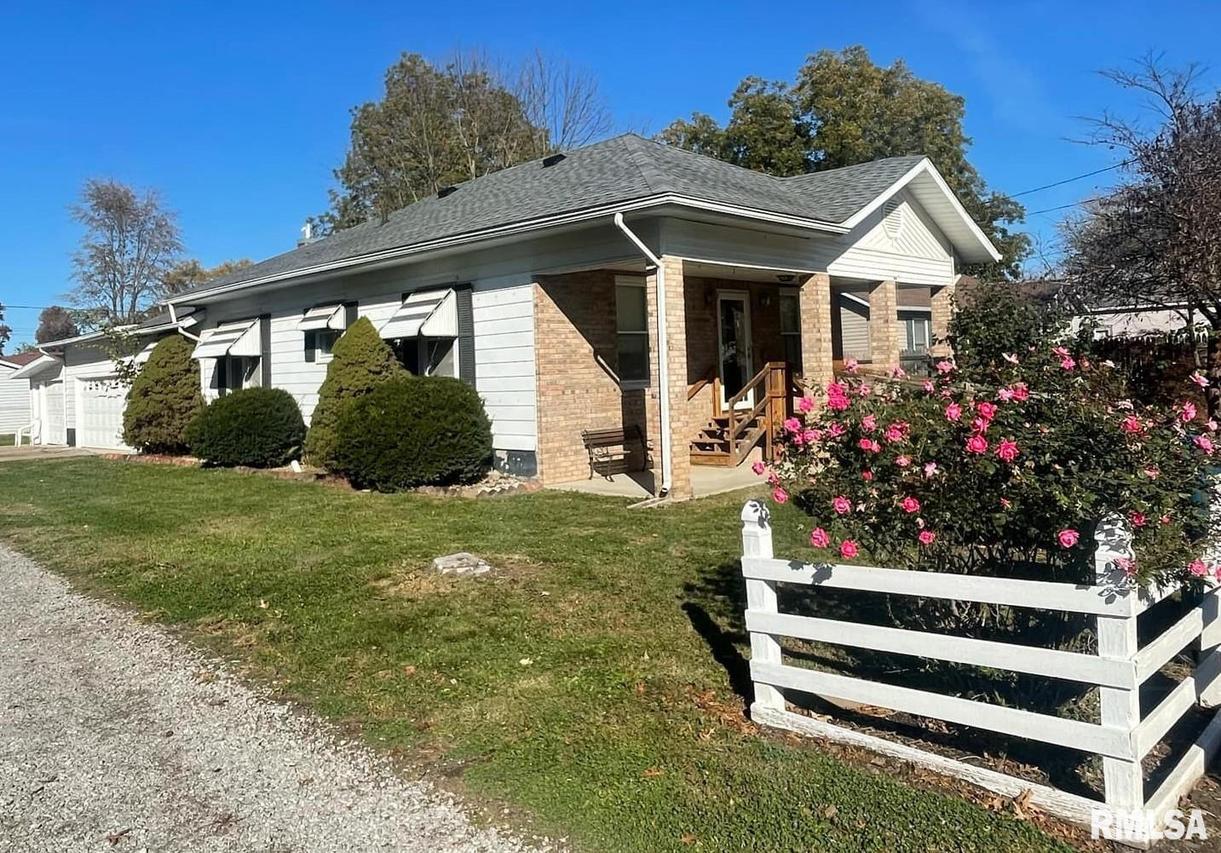 409 Mcfall St., Benton, IL