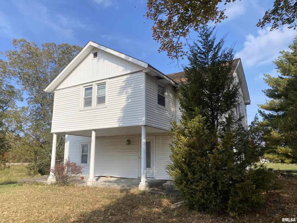 2249 Makanda Rd., Makanda, IL 62958