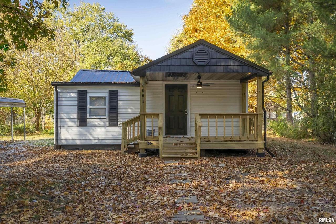2605 N 14th St., Herrin, IL 62948