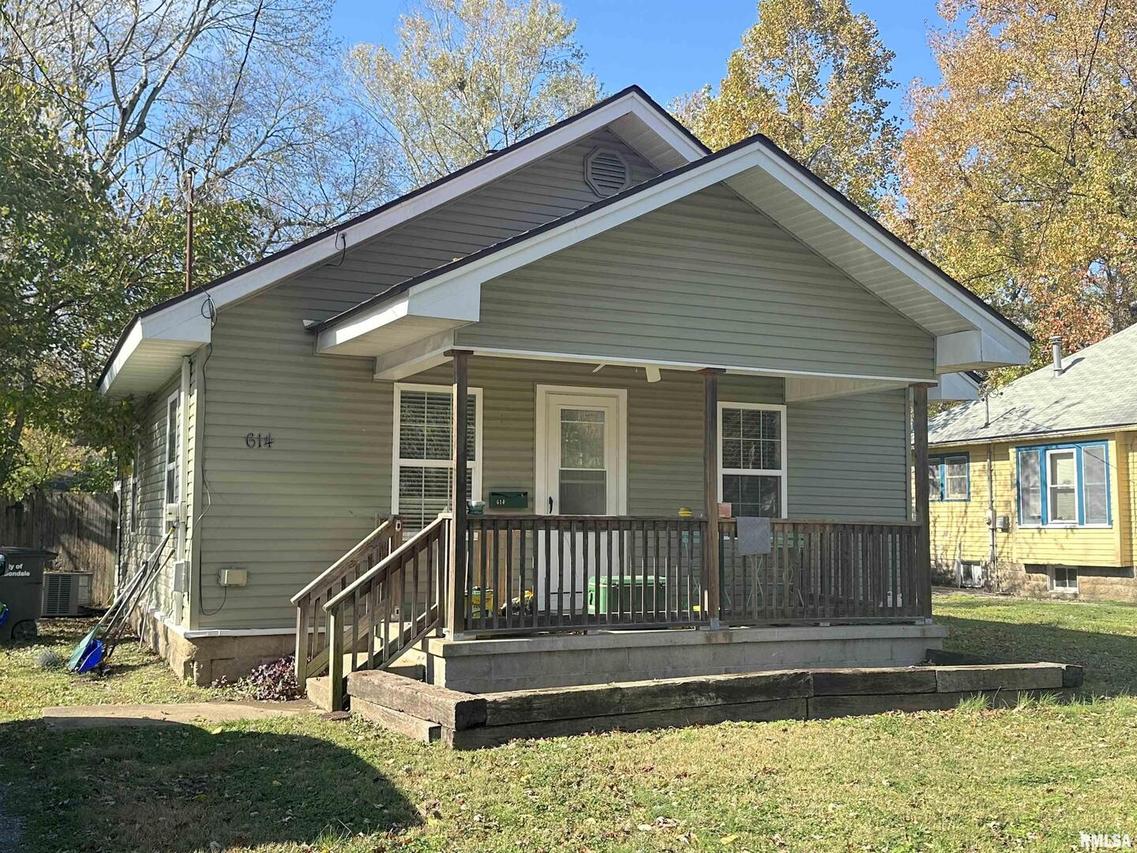 614 N Springer St., Carbondale, IL 62901