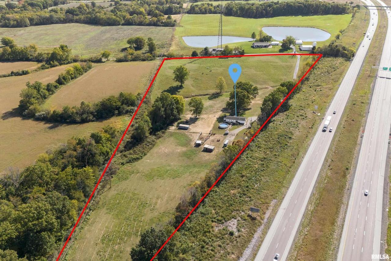 10256 Day Round, Marion, IL 62959