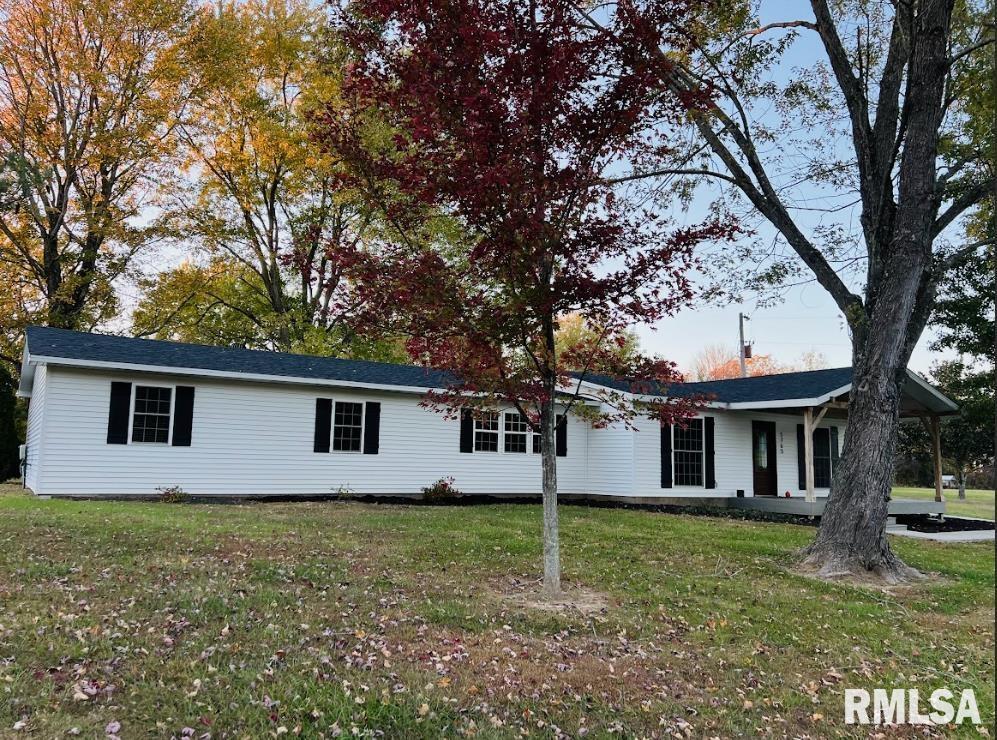 5765 Flatwoods Rd., Simpson, IL 62985