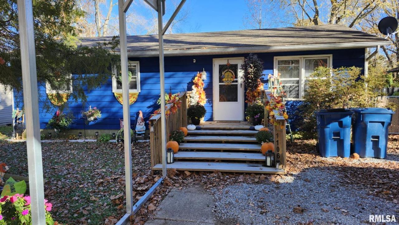 1106 Eads St., Benton, IL 62812