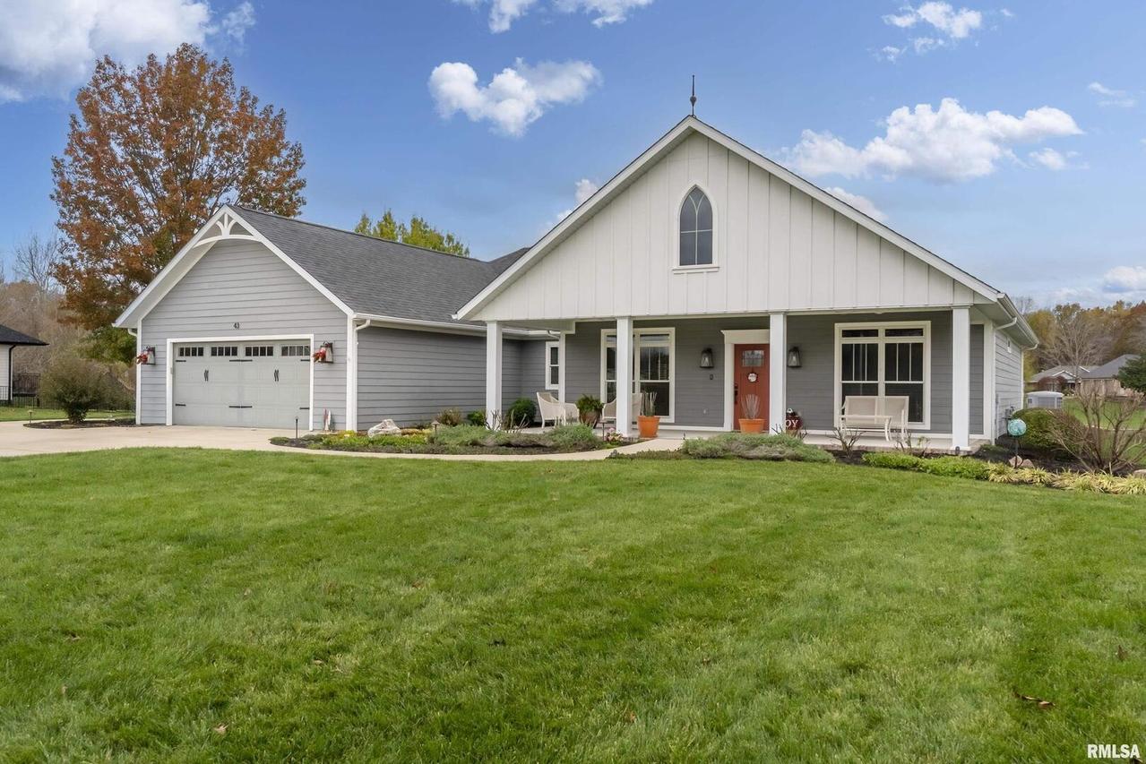 43 Twelve Oaks Dr., Murphysboro, IL 62966