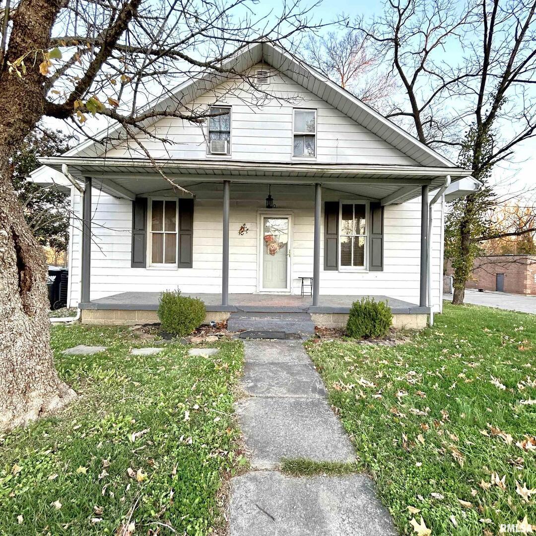 310 N 1st St., Vienna, IL 62995