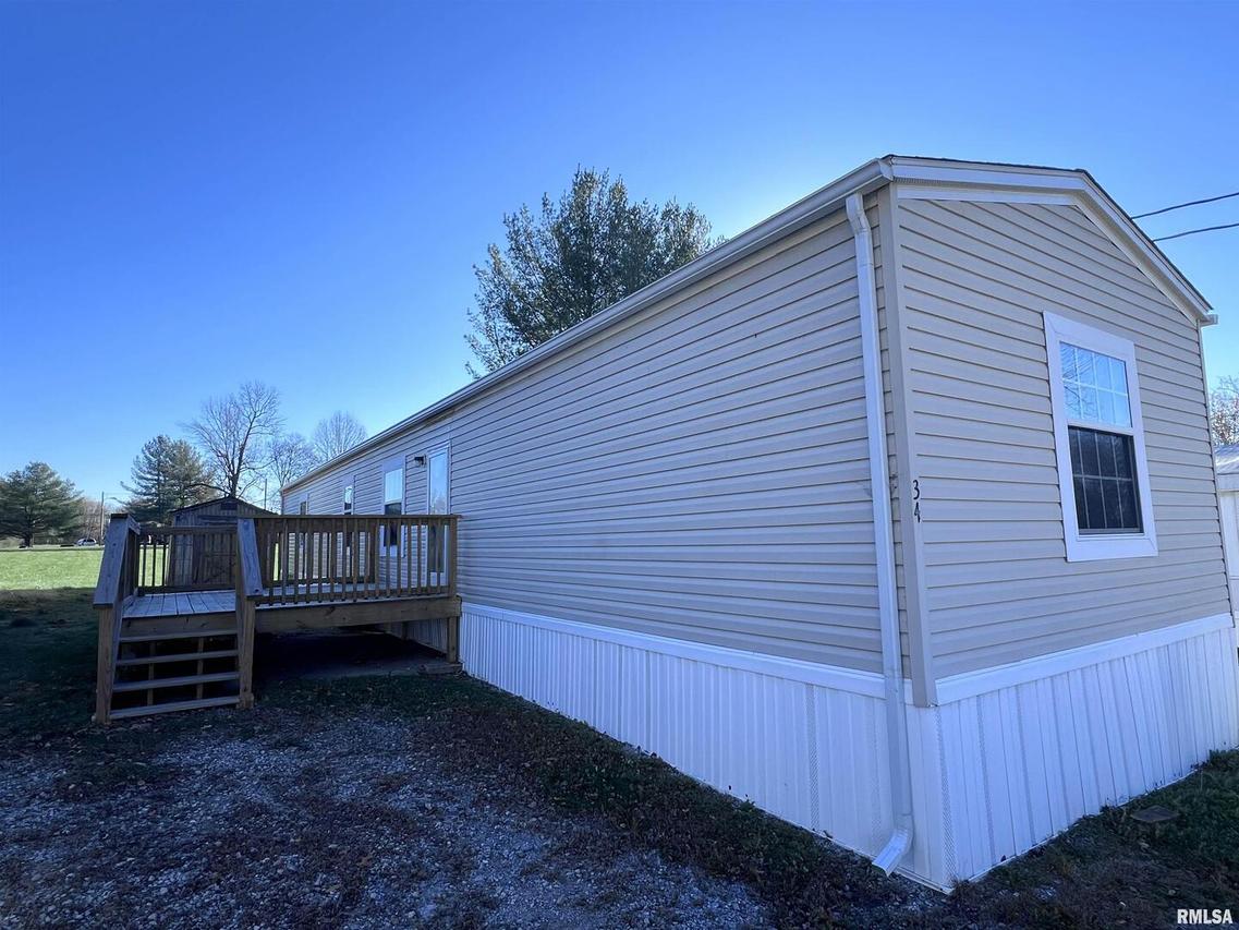 34 Pine Cone Ln., Carbondale, IL 62901