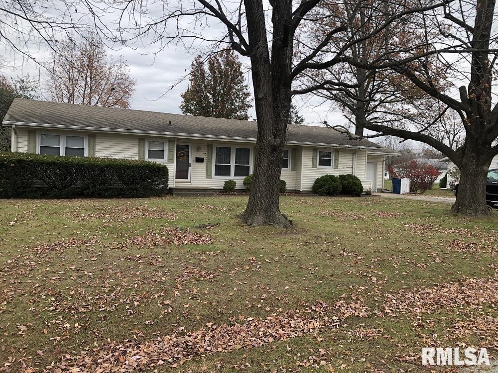36 Cherry Dr., Mt Vernon, IL 62864