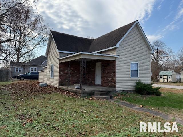 1009 W Chestnut St., Marion, IL 62959