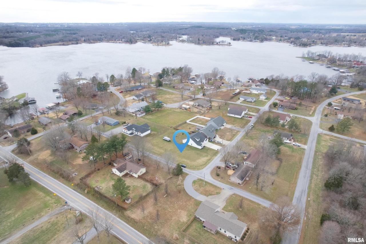 000 Saint Vincent Ln., Marion, IL 62959