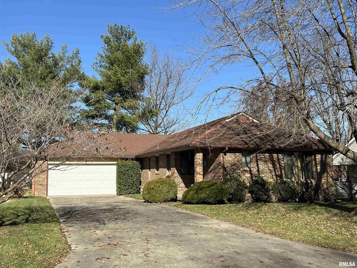 3 Brian Dr., Metropolis, IL 62960