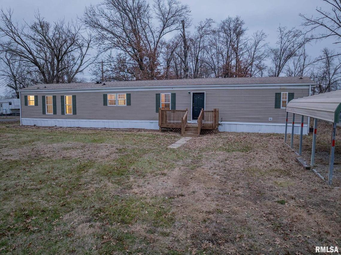 408 W Kirkwood St., Odin, IL 62870