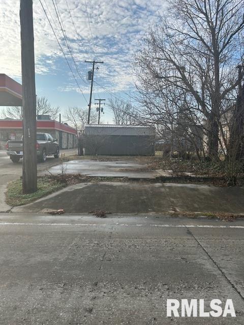 116 W Herrin St., Herrin, IL 62948