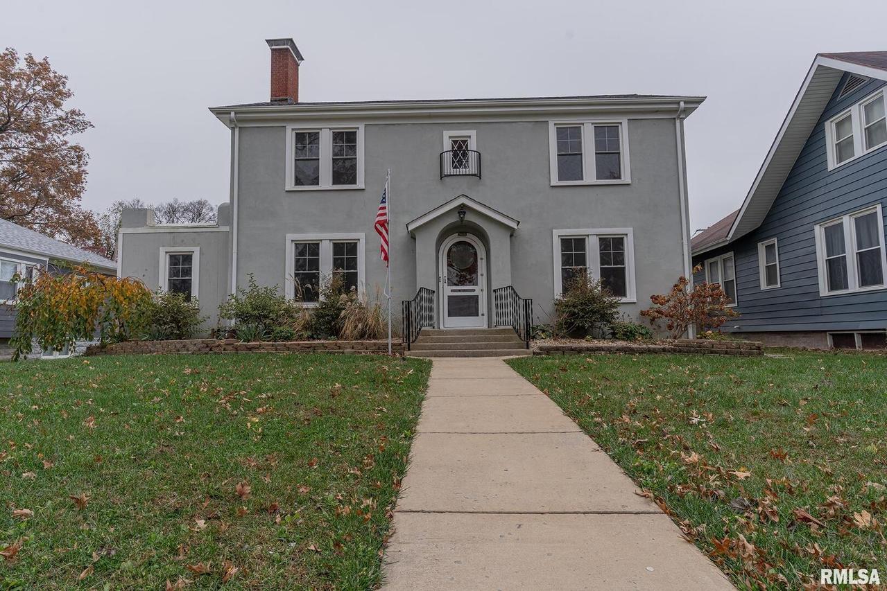 909 E 3rd St., Centralia, IL 62801