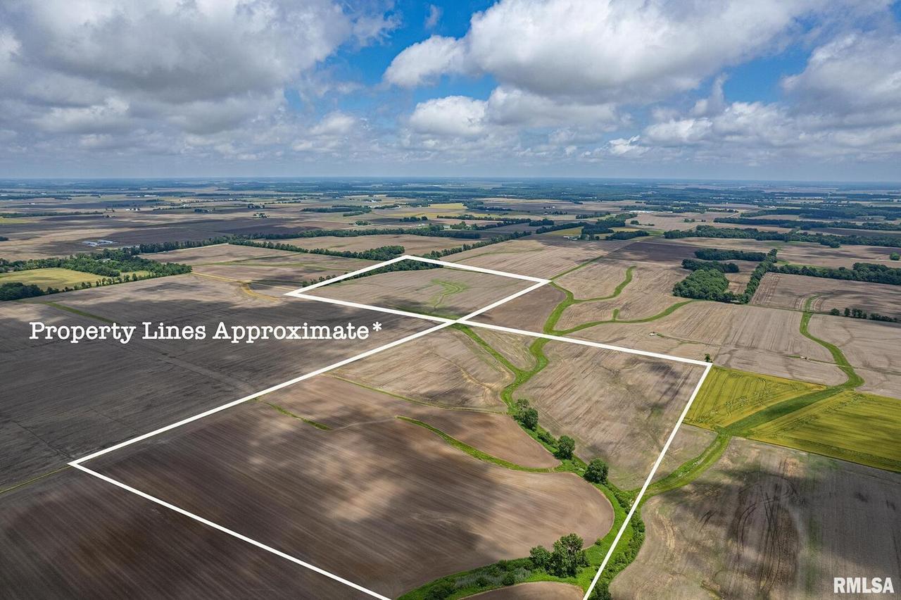 000 Sugar Creek Dr., Dundas, IL 62425