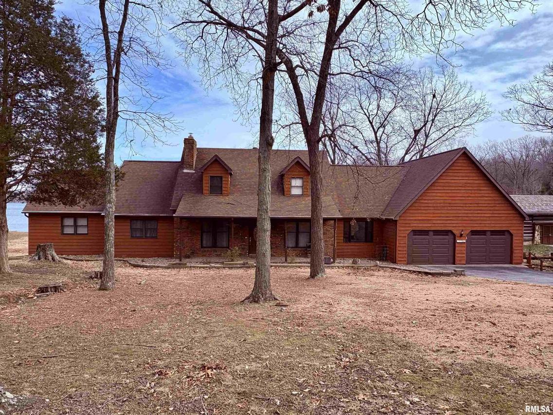 668 Crestwood Dr., Marion, IL 62959