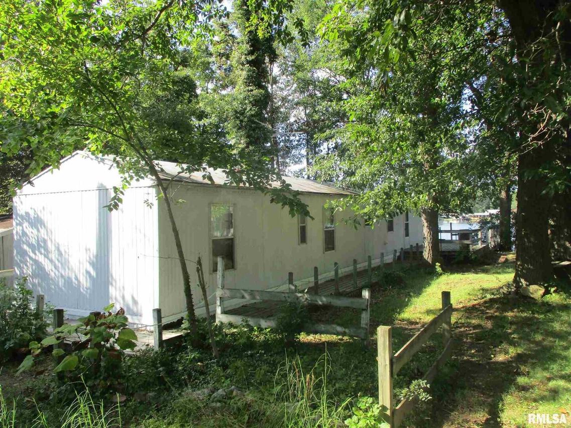 19867 Ringo Ln., West Frankfort, IL